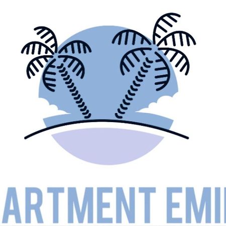 Apartment Emily Slatine Exterior foto